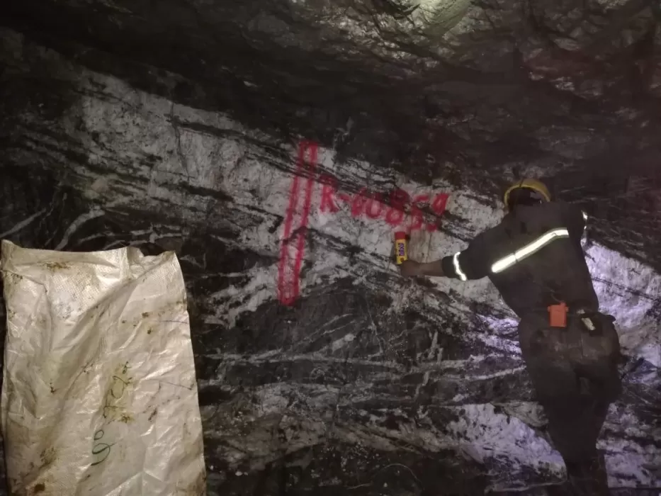 B40f75f9 30dc 428e a6e7 87cfd0b8f00c